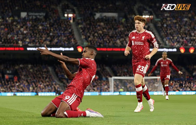Hình ảnh minh họa cho bài viết Isak lập cú đúp trong 9 phút, Liverpool có 3 điểm đầu tiên của mùa giải