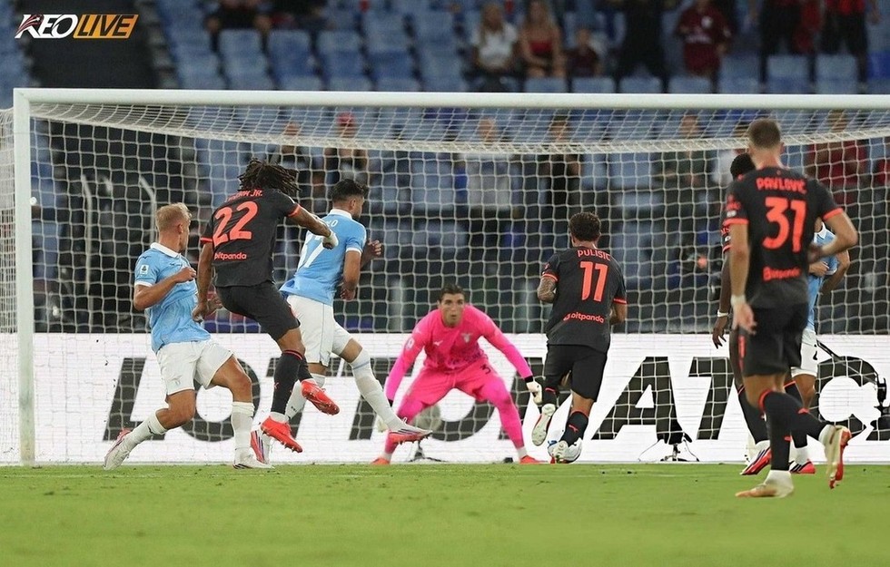Cú đúp của Moreira mang về 1 điểm cho Milan | Keolive