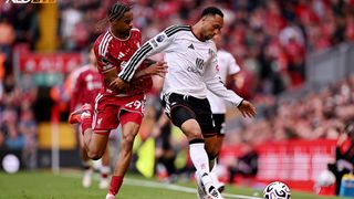 Hình ảnh cho bài Hòa nhạt nhòa Fulham, The Kop tiếp tục chờ chiến thắng đầu tiên tại Anfield