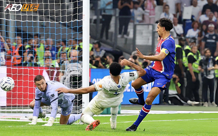 Marquinhos trở thành người hùng với bàn thắng ấn định tỷ số | Keolive