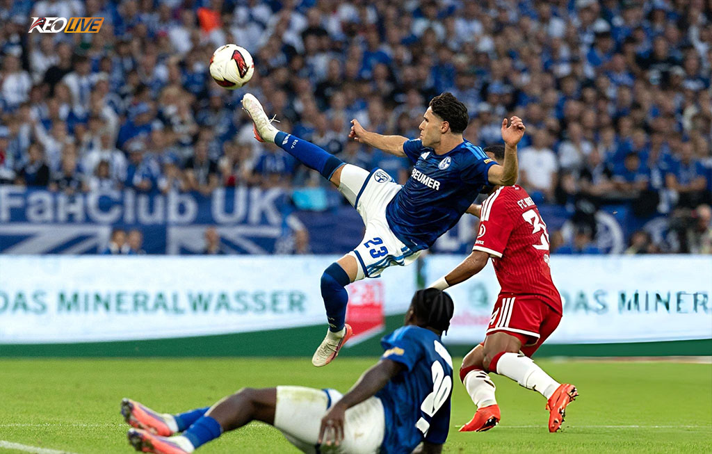 Bayern gặp nhiều khó khăn khi không dùng các trụ cột | Keolive