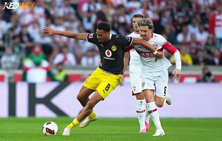 Mô tả hình ảnh cho bài viết Đánh bại Stuttgart, Dortmund tiếp tục mạch toàn thắng
