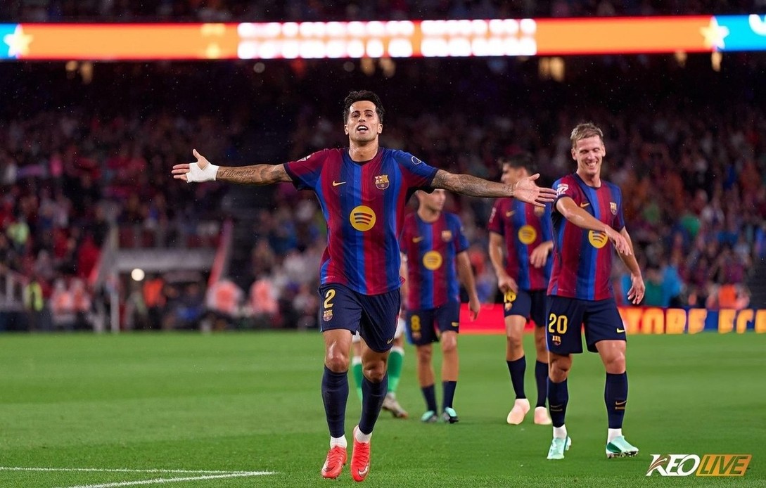 Đội bóng của HLV Hansi Flick đang dẫn đầu BXH La Liga với 18 điểm  | Keolive