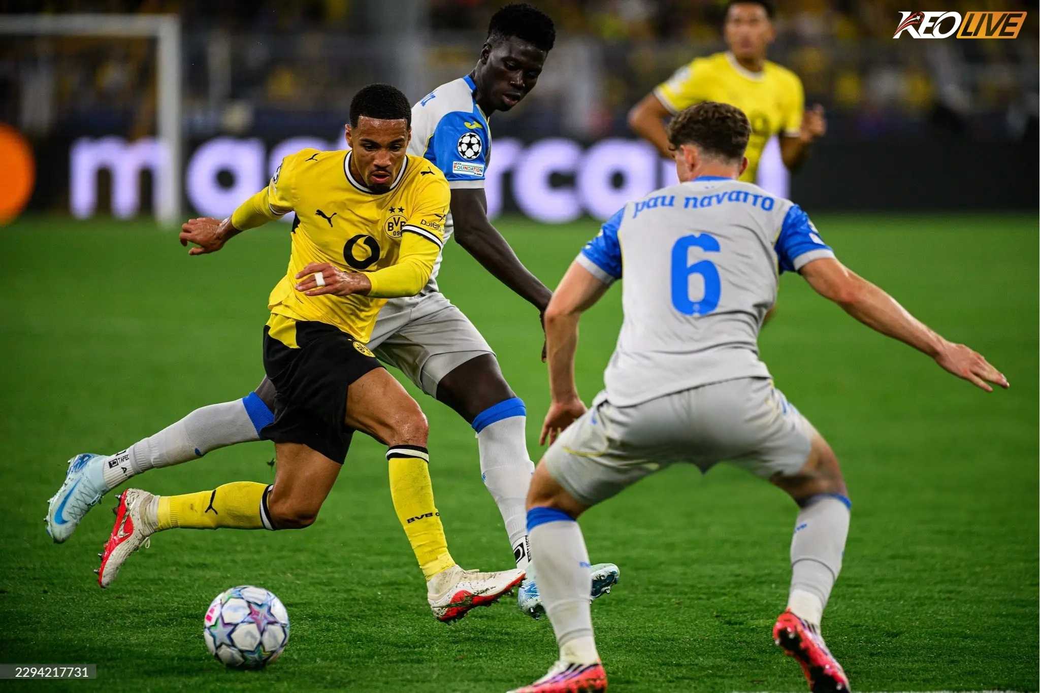 Dortmund tận dụng tốt sức ép để có bàn mở tỷ số | Keolive