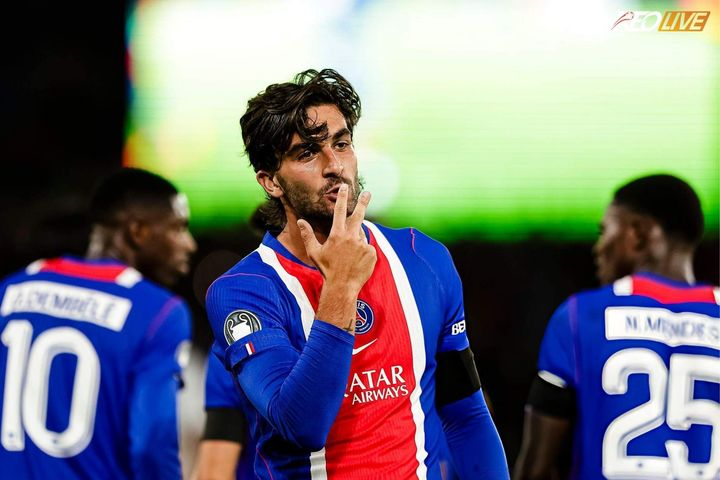 Mô tả hình ảnh cho bài viết Ferran Torres lập hat-trick, PSG chơi "tennis" với Slovan Bratislava