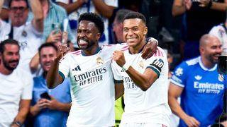 Hình ảnh cho bài Bùng nổ trong hiệp 1, Real có chiến thắng đầu tay tại Champions League