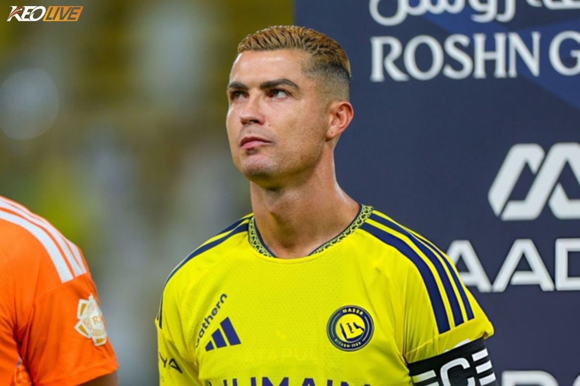 Ronaldo tiếp tục hành trình cùng tuyển Bồ Đào Nha ở tuổi 41 | Keolive