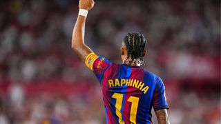 Hình ảnh cho bài Raphinha tiếp tục "gánh team", Barcelona thắng Sevilla 1-3
