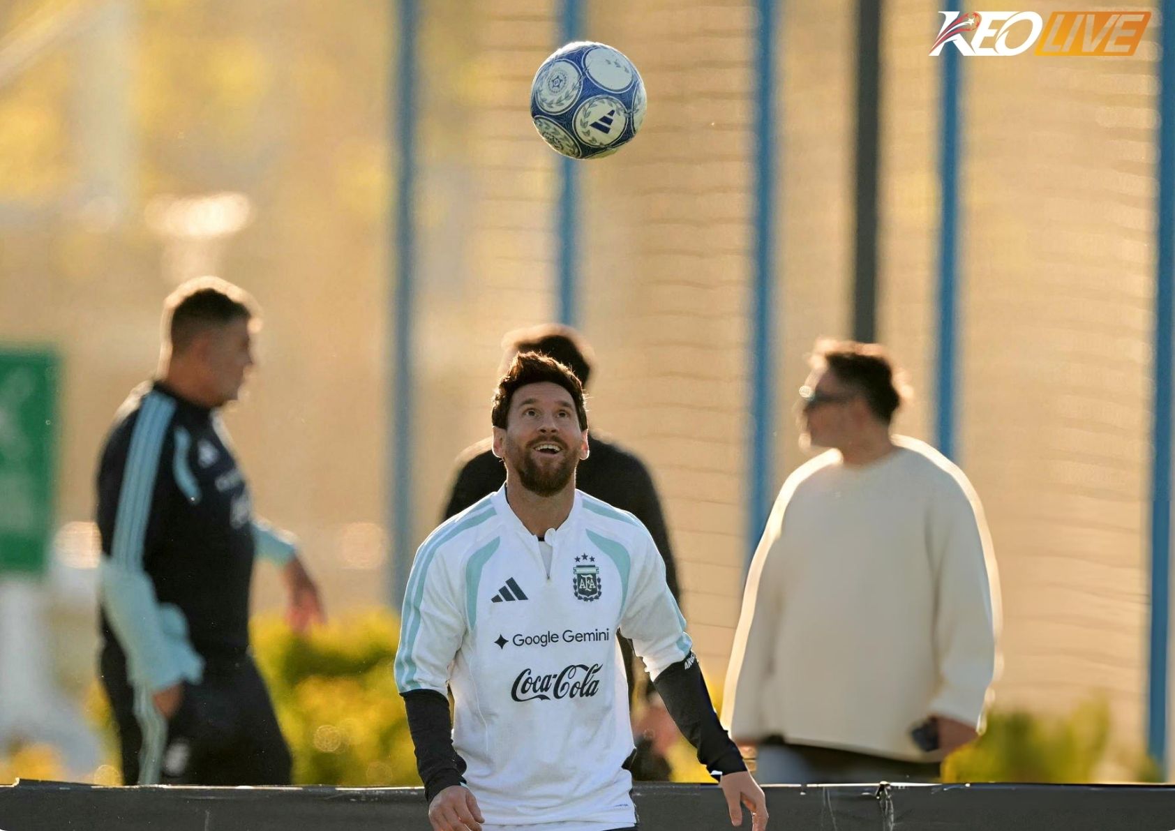 Lionel Messi thoải mái trong buổi tập cùng tuyển Argentina, sẵn sàng gặp Benin trước khi khép lại hành trình | Keolive