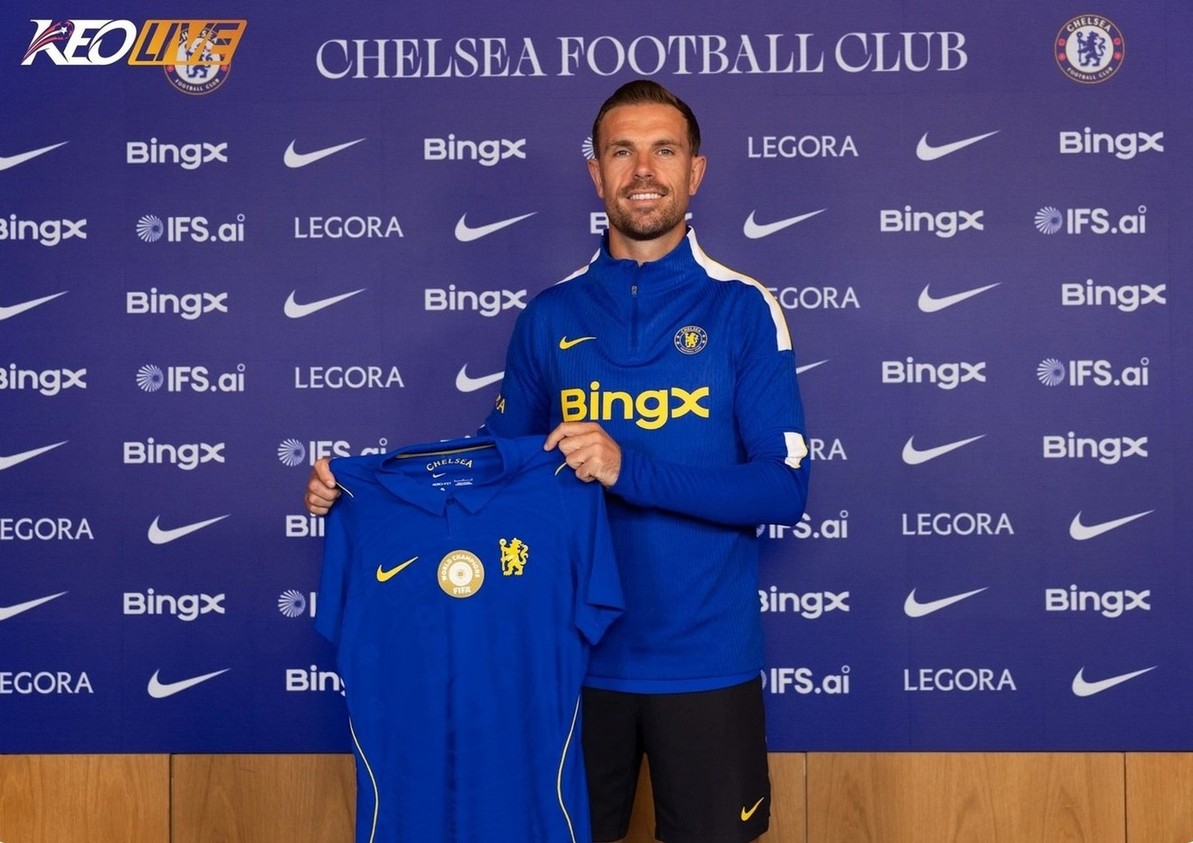 Jordan Henderson đang dần trở thành điểm tựa quan trọng nơi tuyến giữa The Blues. | Keolive