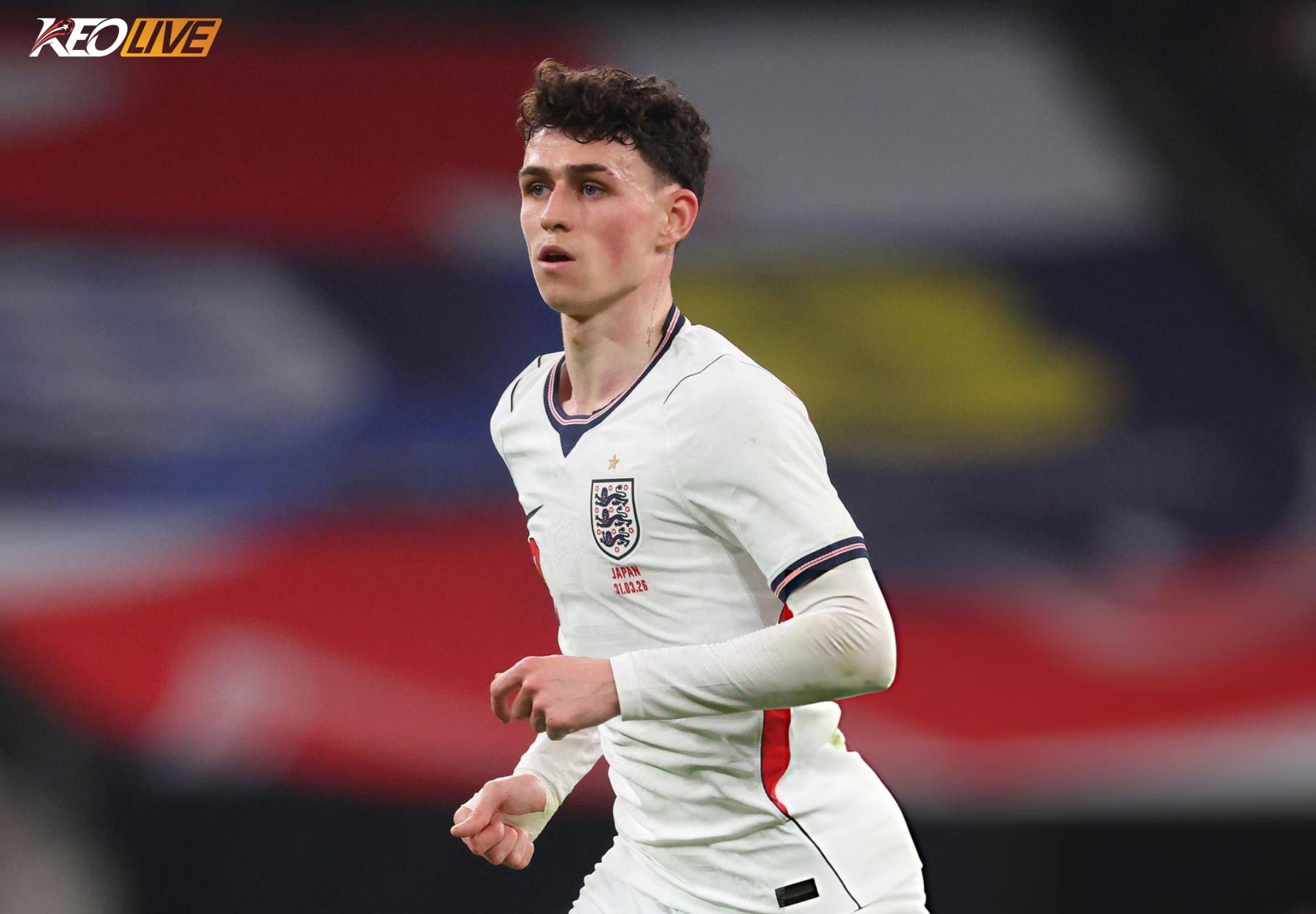 Phil Foden đối mặt cuộc cạnh tranh khốc liệt cho suất trở lại tuyển Anh. | Keolive