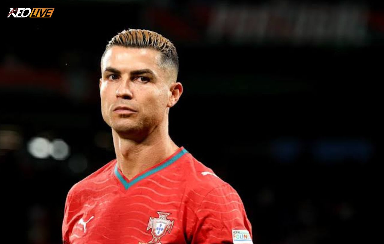 Ronaldo cho rằng Jorge Jesus hai lần thất hứa | Keolive