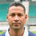 Ảnh HLV Henk Fraser