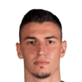 B. Özer